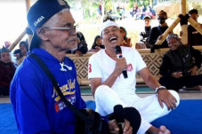 Unik, Anggota DPR Ini...