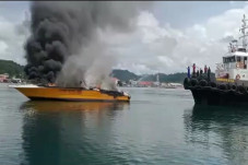 Kapal Cepat Milik Pemkab...