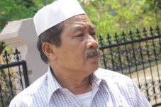 Ayah Mertua Berpulang,...