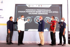 Dorong Transisi Energi,...