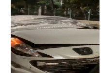 Usai Tabrak Mobil di...