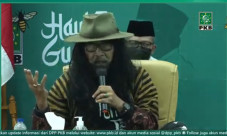 Sujiwo Tejo Ungkap Cara...
