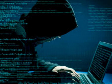 Hacker China Serang...