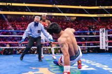 Kalah Telak, Pacquiao:...