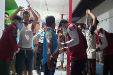 Geledah Blok Hunian...