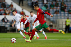 Cristiano Ronaldo Bikin...