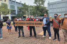 Kasusnya Mandek, Korban...