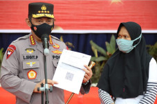 Kapolri Minta Semua...