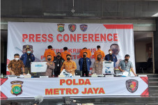 Begini Cara Oknum Pegawai...