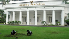Gedung Pancasila, Saksi...