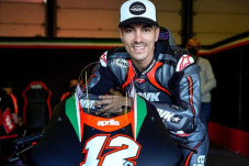 Terkesan, Tapi Bos Aprilia...