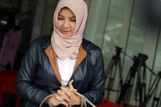 Beri Suap Rp5 Miliar...