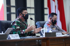 Panglima TNI dan Kapolri...
