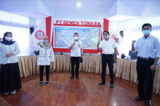 Mahasiswa 6 Perguruan...