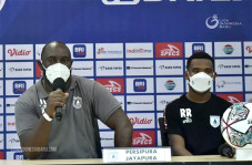 Jelang Persela vs Persipura:...