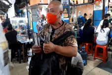 Cerita Ko Heri Botak:...