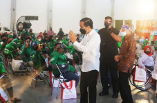 Jokowi Pantau Langsung...