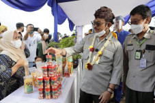Dukung Petani Milenial,...