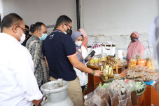 Menteri Sandiaga Uno...