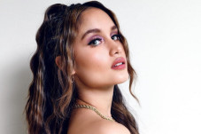 Cinta Laura Sebut Single...