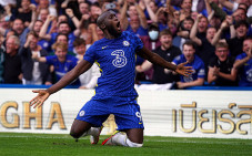 Hasil Chelsea vs Aston...