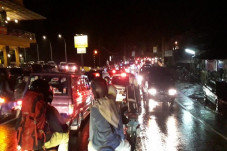 Jalur Puncak Dibuka...