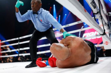 Anderson Silva Persembahkan...