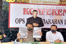18 Jenazah Korban Kebakaran...