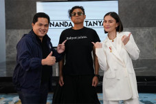 Agnez Mo Tak Peduli...