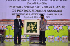 Kapolri Resmikan Gedung...