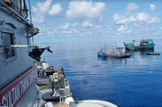 Kapal China Masuki Natuna,...