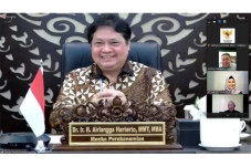 Berdialog dengan Insan...