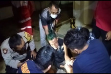 Putus Cinta dan Jadi...