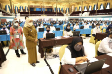 25.563 Orang Adu Nasib...