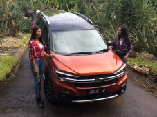 XL7 Dominasi Penjualan...