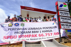 Pemerintah Targetkan...