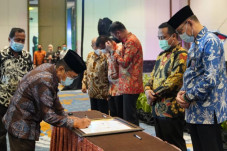 Selamatkan Aset Senilai...