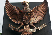 Semboyan Negara Indonesia,...