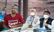 Petani Milenial Bali...