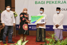 Menaker Ida Dorong Pemerintah...