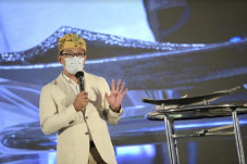 Wujud Solidaritas, Ridwan...