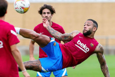 Barcelona vs Granada:...