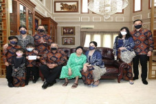 Jenazah Ibu Mertua SBY...