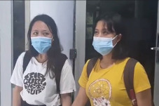 2 Gadis Manado Dicekoki...