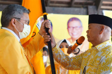 Taufan Pawe Minta Muslimin...