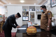 Abdul Hayat Lantik Pejabat...