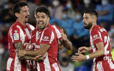 Hasil Getafe vs Atletico...
