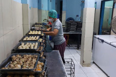 Merintis dari Nol, Penjual...