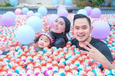 Kemeriahan Pesta Ulang...