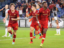 Hasil AS Roma vs Udinese:...